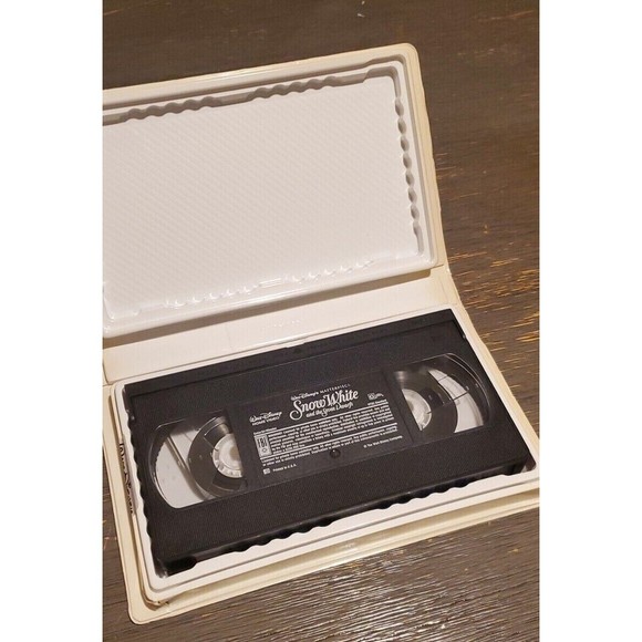 Snow White and The Seven Dwarfs, MASTERPIECE COLLECTION (VHS, 1995) #1524 - Picture 5 of 5